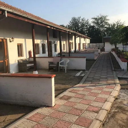 Resen Lodge